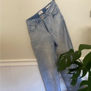 Light Wash High Rise Jeans